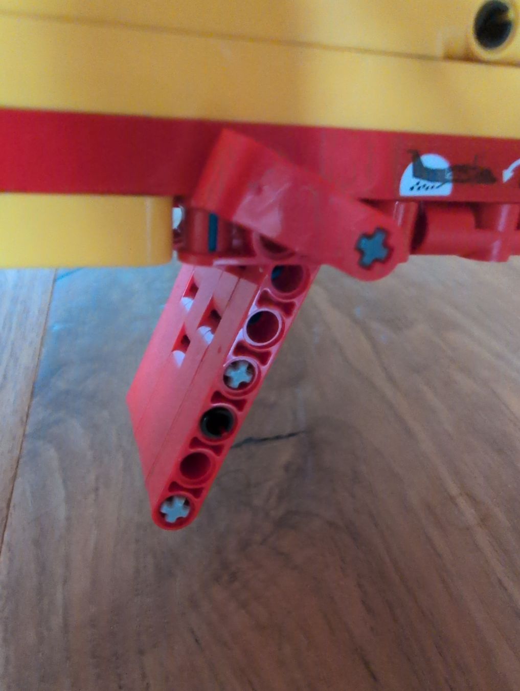 Lego Spielzeuge: LEGO Technic Löschflugzeug 42040. – Gebraucht aus Elm von sab_56wh 3