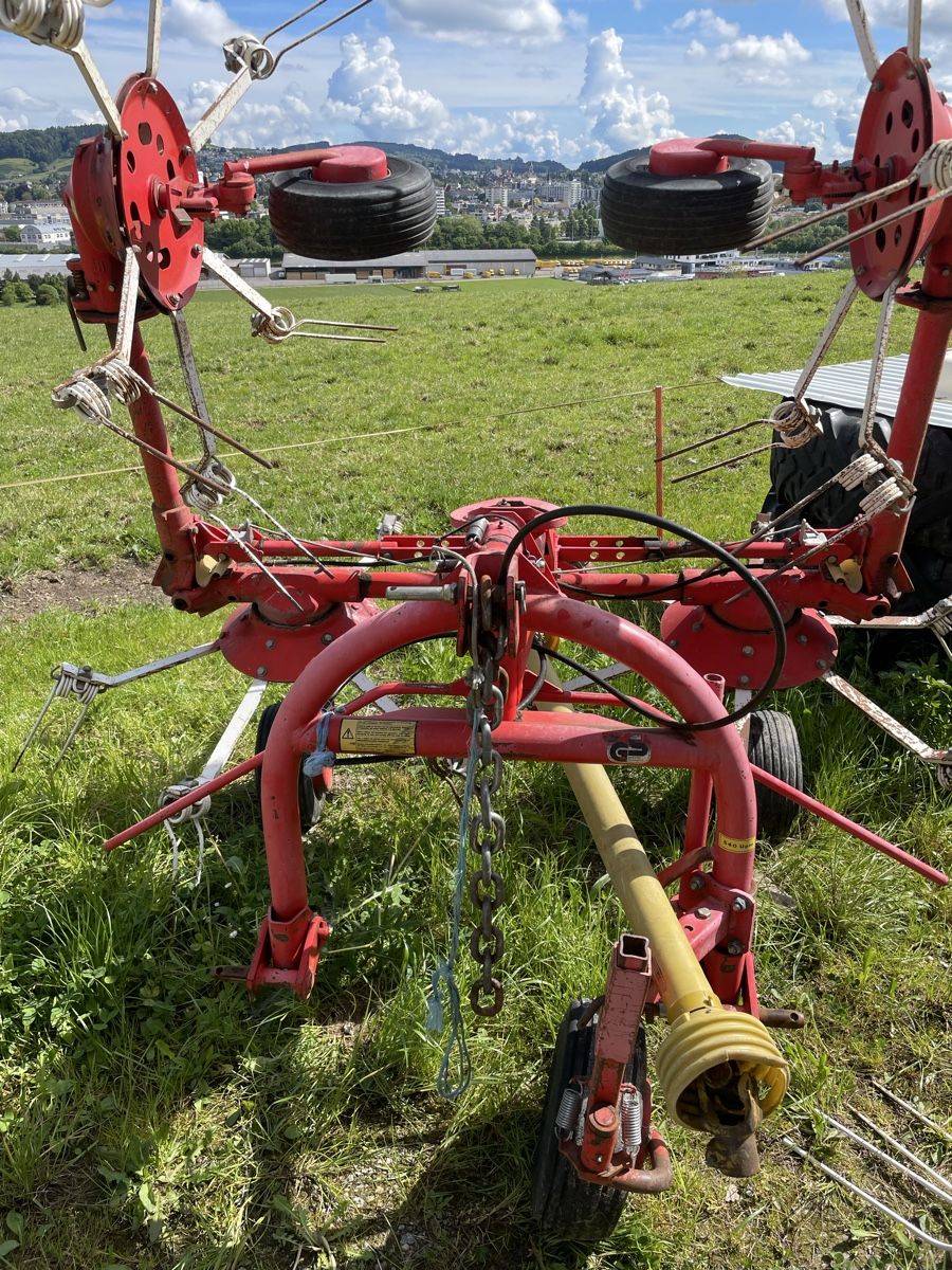 Tutte le macchine: Kreiselheuer pöttinger – Usato da Wilen b. Wil venduto da gallus57 1