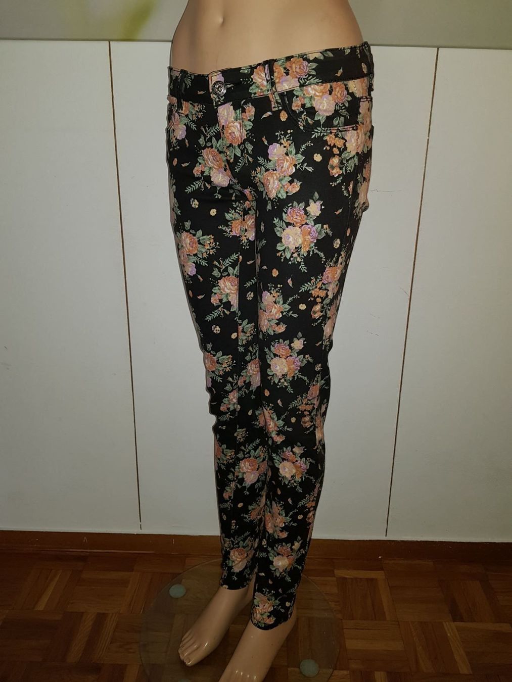 Yes Or No Jeans: YES OR NO Jeans Taille / Grosse 36 – Usato da Cossonay-ville venduto da Super-Price-Quality 4