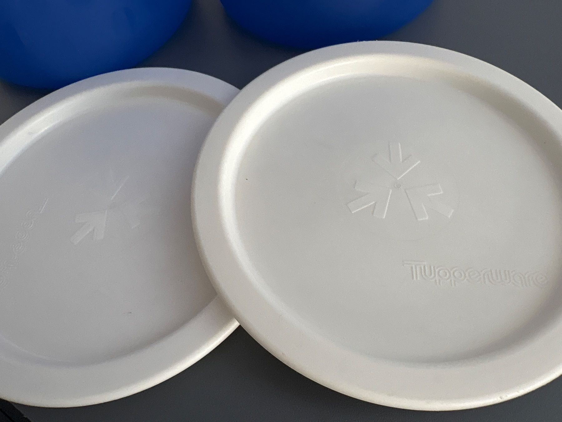 Tupperware Contenitori & Simili: Tupperware Behälter, blau, 2 Stück, 1.25 L**************** – Usato da Ibach venduto da lisch3 6