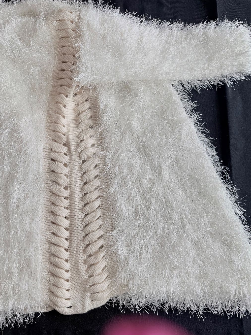 Pullover & Sweatshirts: Pull douillet blanc – Gebraucht aus Vernier von ley_yqh9 1