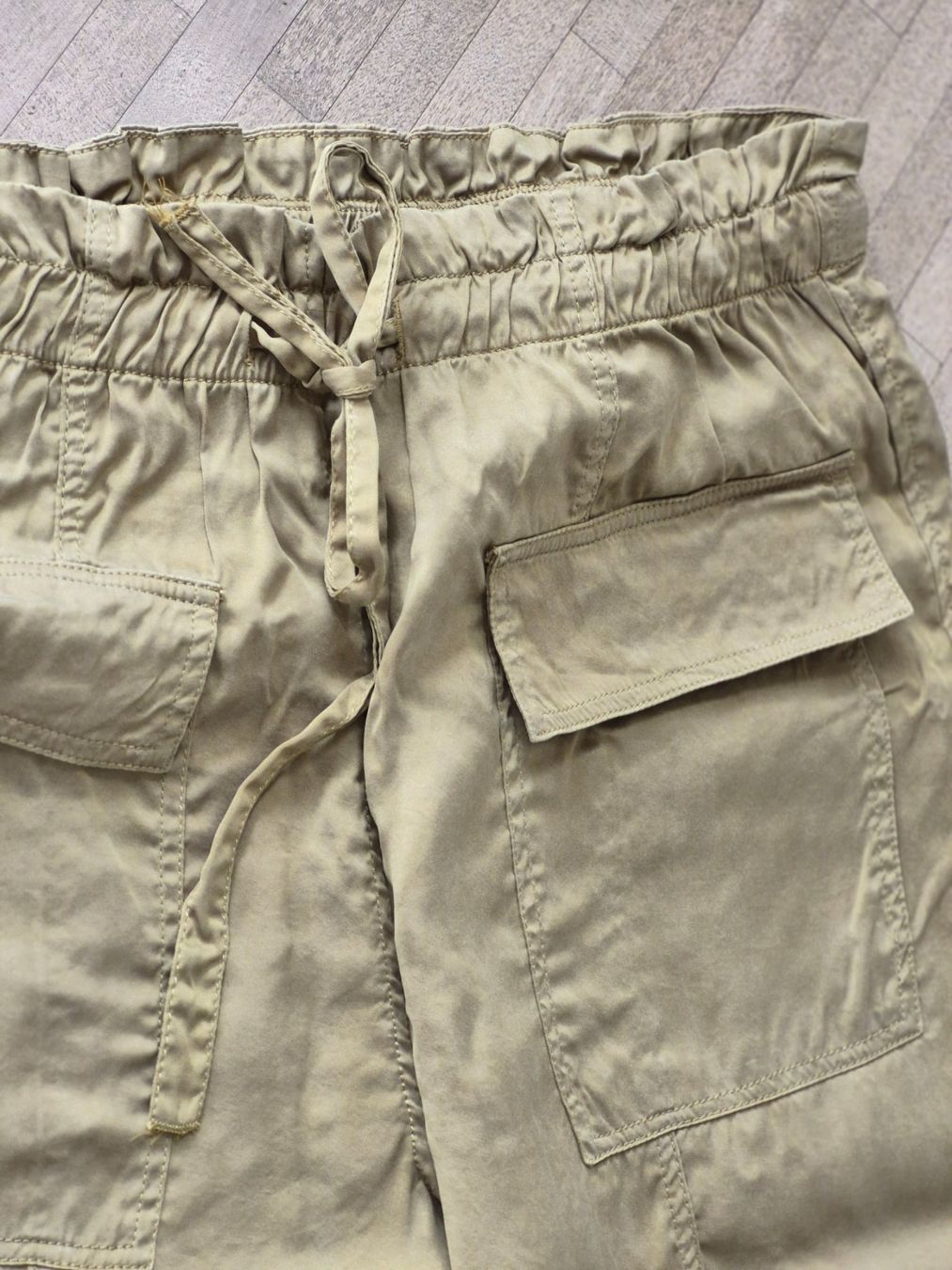 Lotti di vestiti: Kleiderpaket Sommerhosen – Usato da Zürich venduto da Mokile 4
