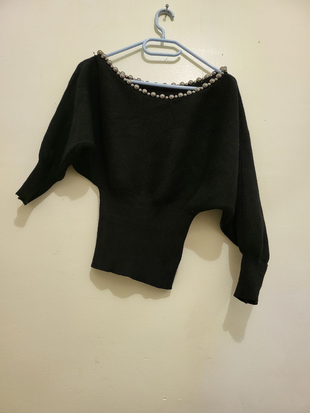 Zara Maglioni & Felpe: Pull Zara noir, taille S, avec des perles argentées ✨ – Usato da Niedergösgen venduto da Eva2410 1