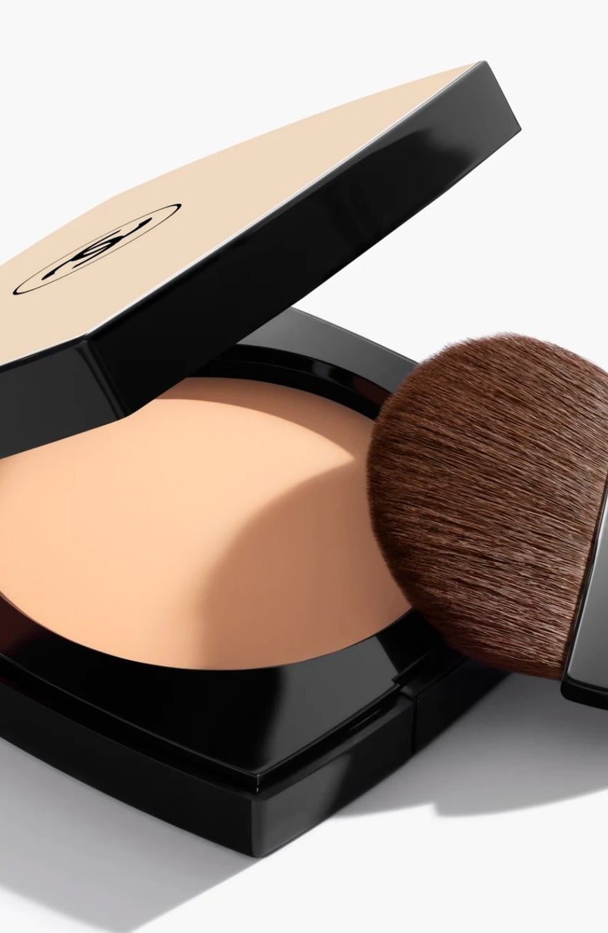 Chanel Make-up: NEU: Chanel Kompakt-Puder – Nuovo (secondo la descrizione) da Hinterkappelen venduto da hex_4vw 1