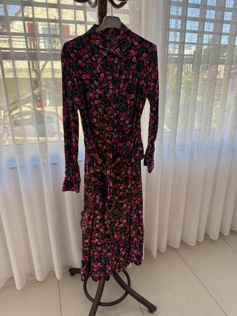 Guess Kleid mit floralem Muster – elegant  Gr. M
