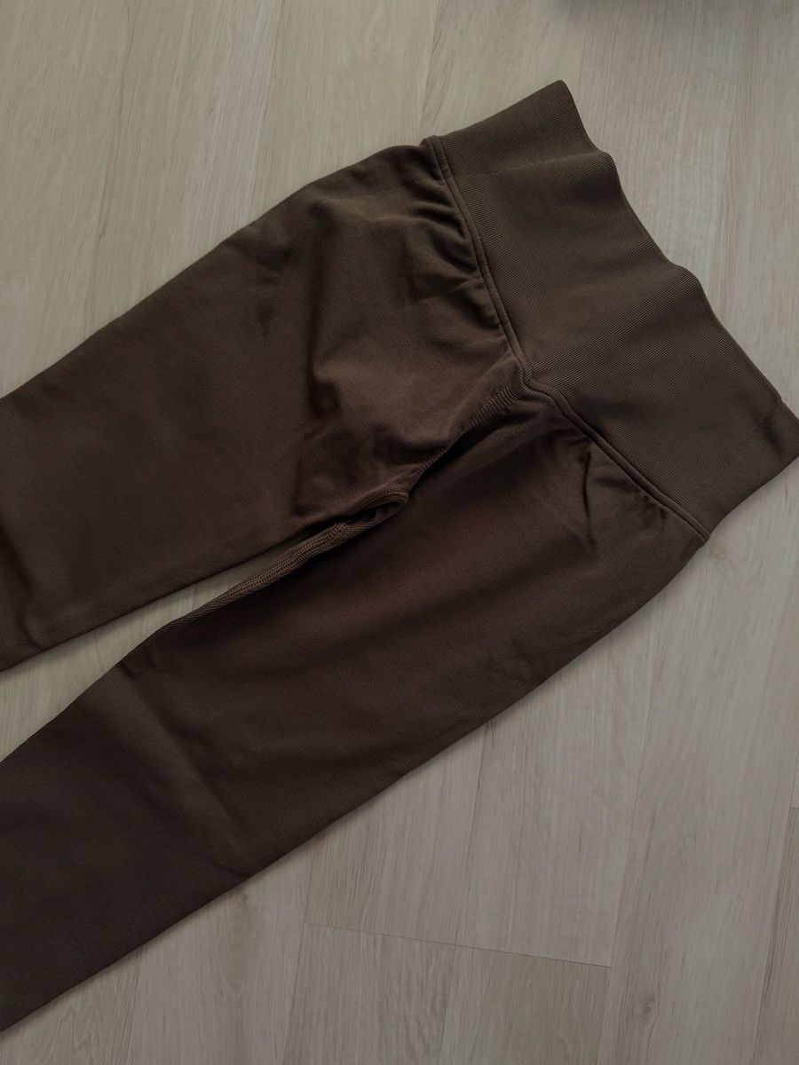 Leggings: WOMEN'S BEST • Leggings – Usato da Zell LU venduto da cel_8kjj 2