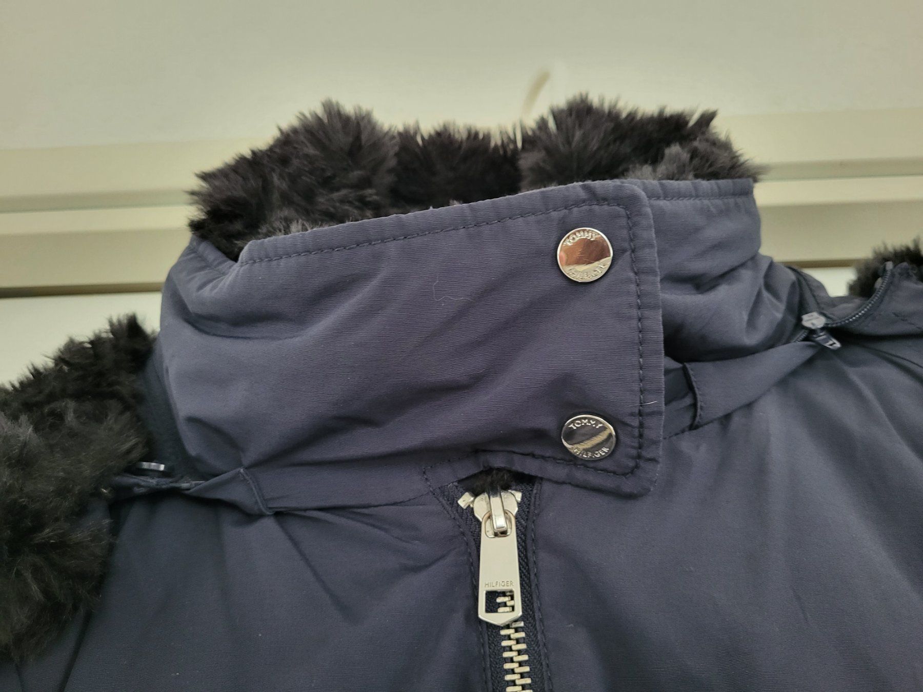 Tommy Hilfiger Giacche: Winterjacke Tommy Hilfiger – Usato da Obfelden venduto da Boonie 3
