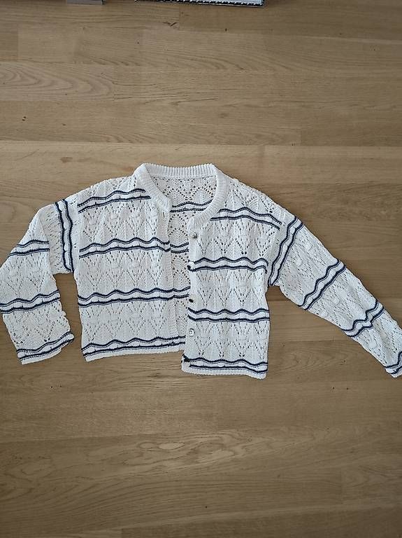 Giacche: Strickjacke  – Usato da Emmen venduto da MeyselAt