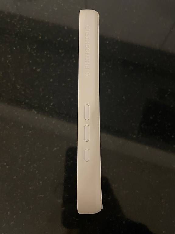 Cover & Protezioni schermo: Hülle iPhone 17 Pro – Usato da Lengnau AG venduto da carmenyta73 2