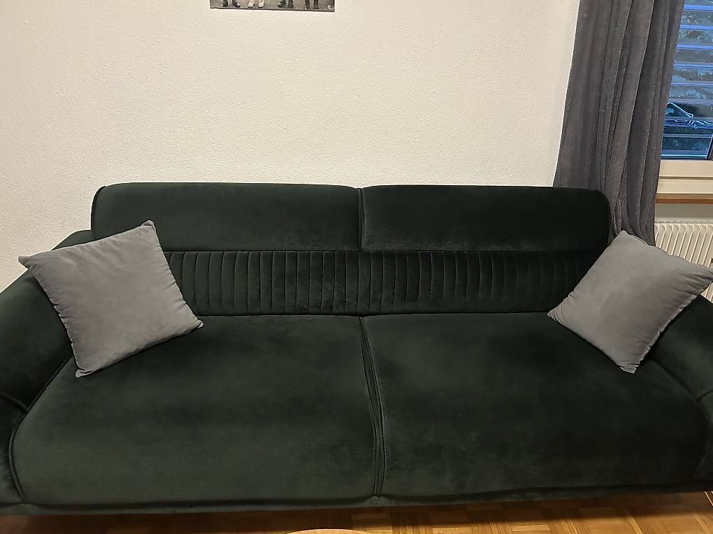 Schränke: Sofa und Kleiderschrank  – Gebraucht aus Bern von nov_9gb6
