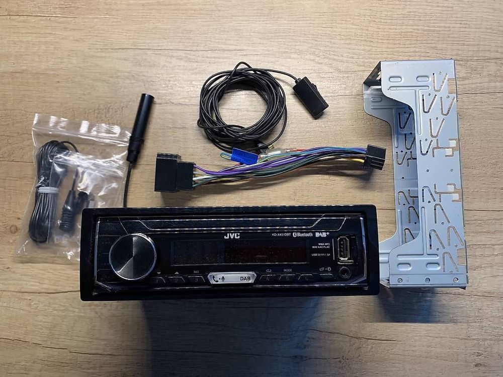 Autoradio JVC KDX451DBT mit DAB und Bluetooth (Gebraucht) in Friltschen ...