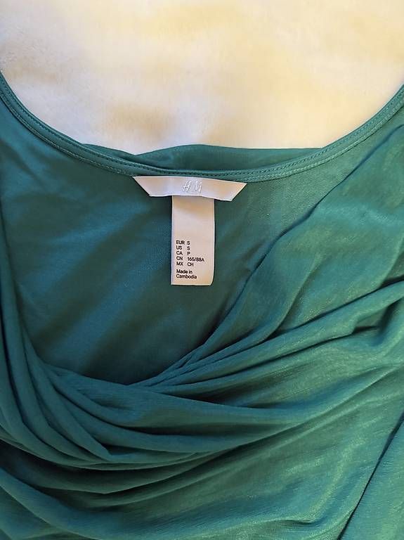 Vestiti: Kleid Grün H&M S – Usato da Füllinsdorf venduto da Rivai 1