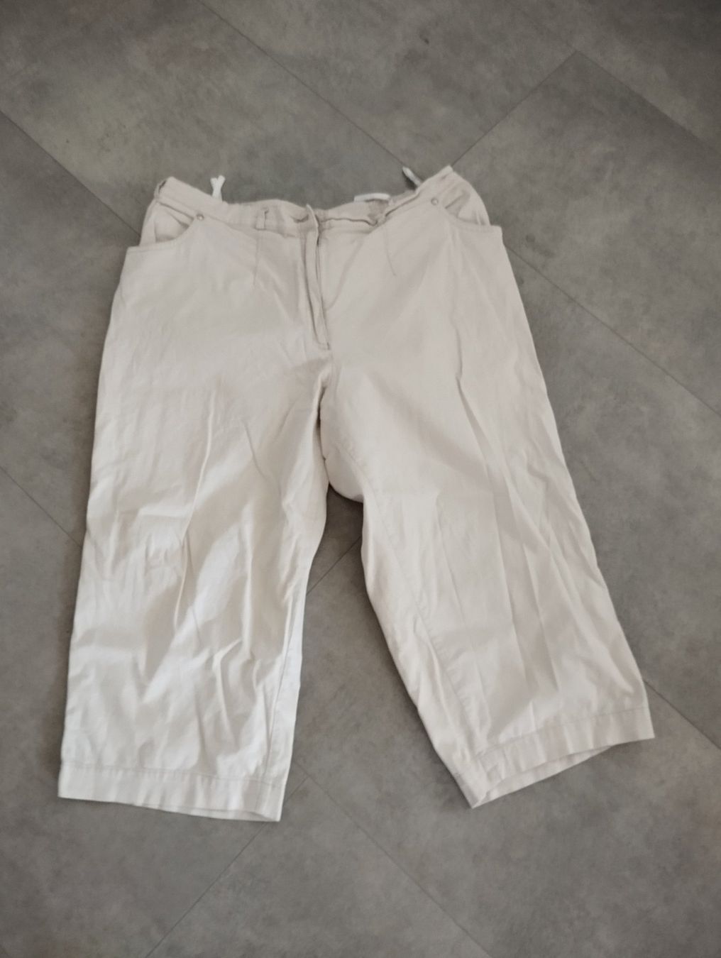 Pantaloni: Hose 3/4 "Queensway" Gr. 50... – Usato da Uetendorf venduto da Koh0