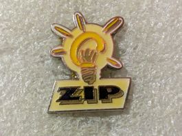 Ansteckpin 83: ZIP