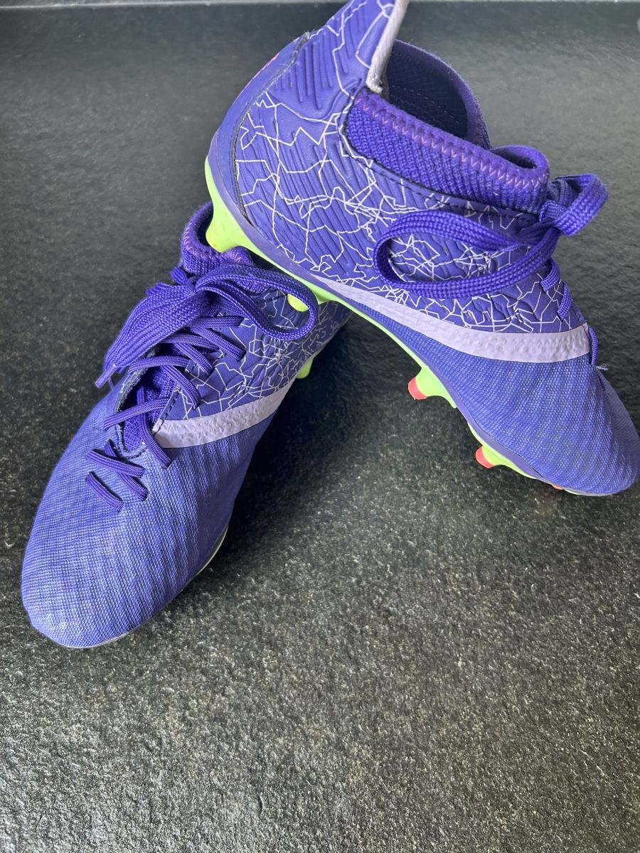 Scarpe da uomo: Fussballschuhe Kipsta Gr.34 – Usato da Törbel venduto da man_2n22