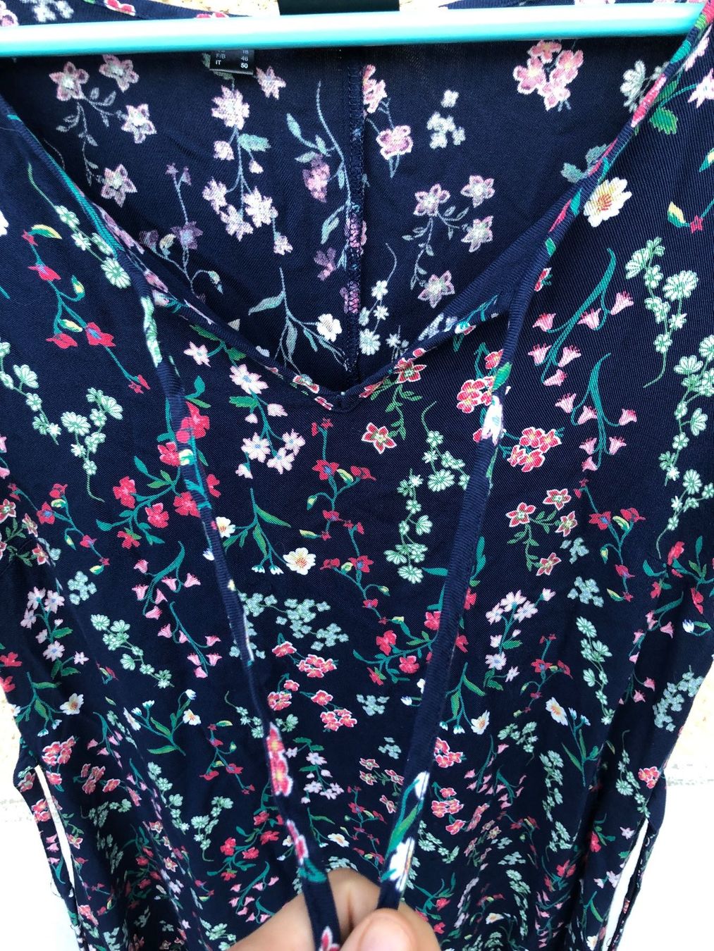Kleider: Kleid mit Blumenmuster 44 – Gebraucht aus Wädenswil von Pixie_ 4