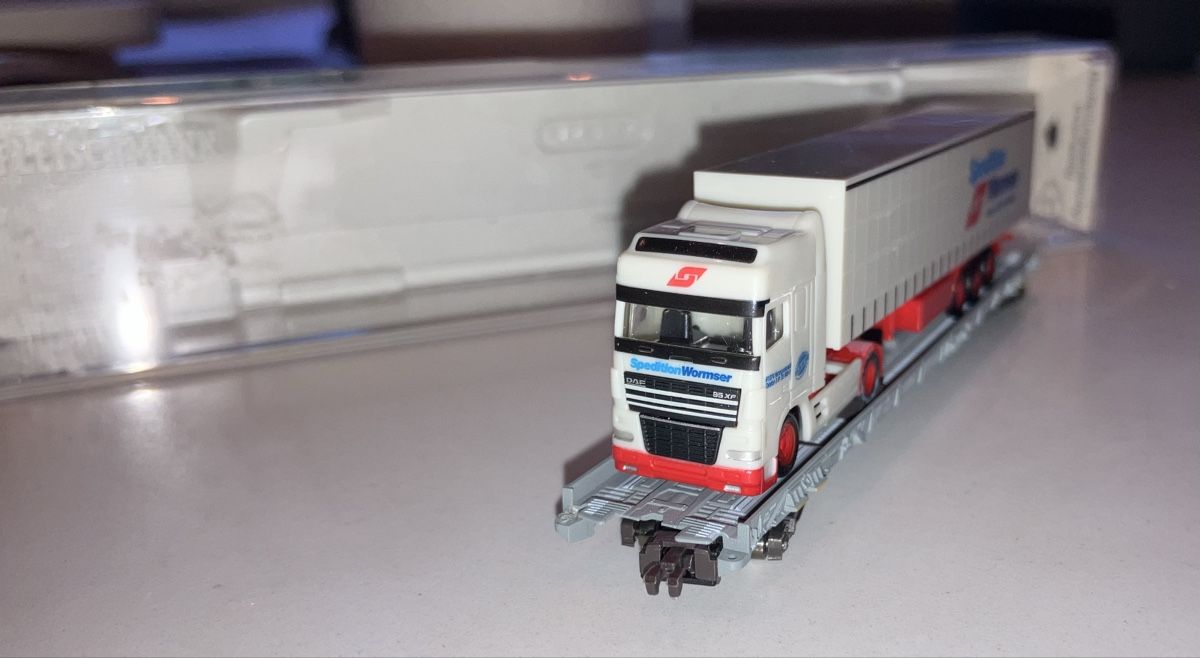 Fleischmann Modellini di ferrovie: Wagon porte-camion Fleischmann  Spedition Wormser – Usato da Dompierre VD venduto da immorentes 3