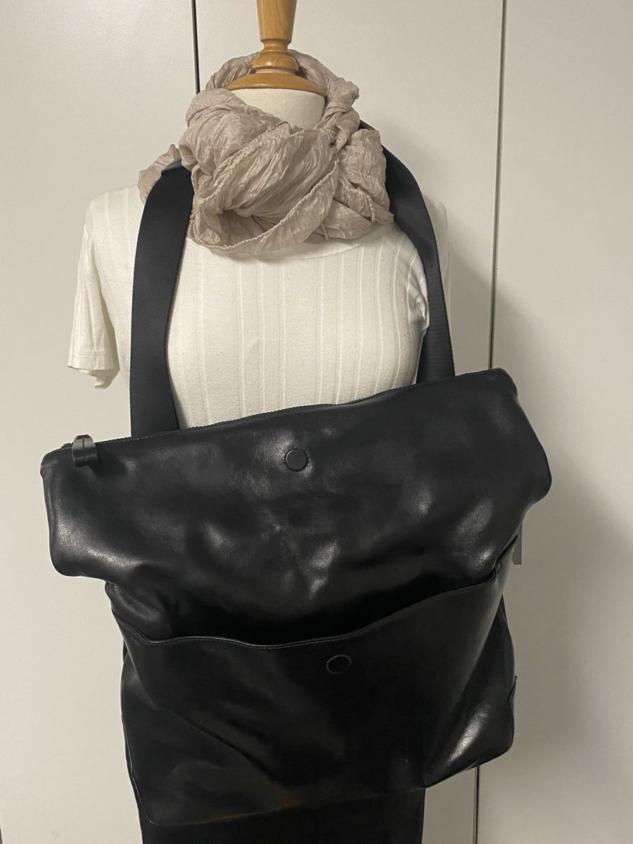 Bree Borse da donna: Grosse Ledertasche BREE schwarz – Usato da Biel-Benken BL venduto da PANORMUS 1