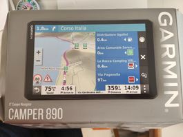 Garmin Camper 890