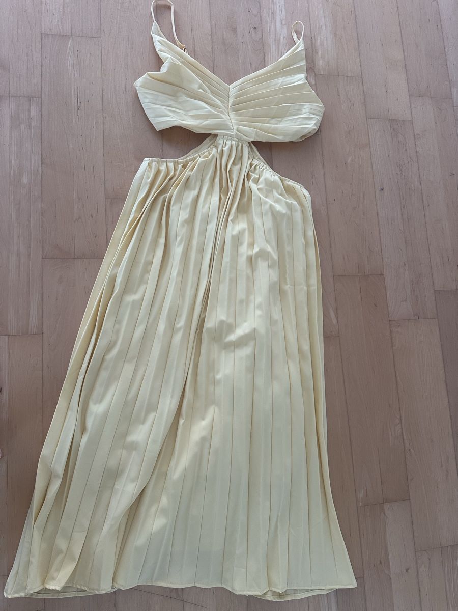 Vestiti: Gelbes Sommerkleid – Nuovo (secondo la descrizione) da Zürich venduto da Gina375