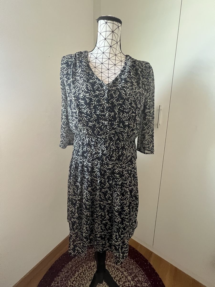 Vestiti: Robe taille 36 – Usato da Gland venduto da choupon