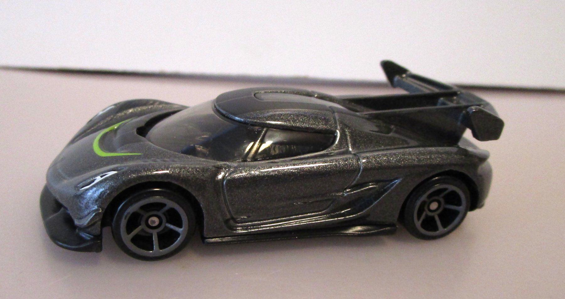 Hot Wheels Modellautos: HOT WHEELS 2020 KOENIGSEGG JESKO – Neu (gemäss Beschreibung) aus Chêne-Bourg von breno56 1