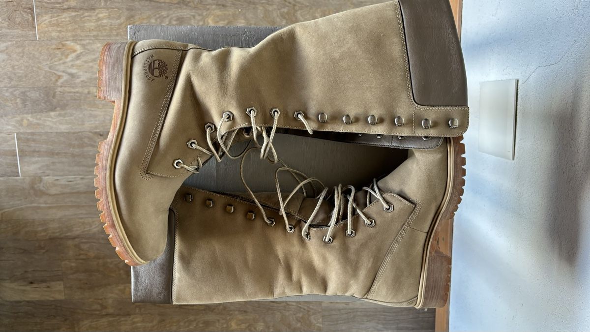 Timberland Scarpe da donna: Bottes TIMBERLAND – Usato da Choëx venduto da sv.fmbt 1