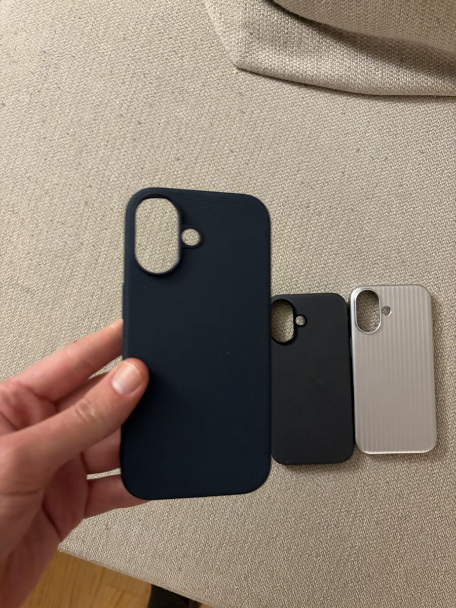 Apple Coques & Protection écran: 3 iPhone 17 cases – D'occasion à Zürich par von_sj9s 1