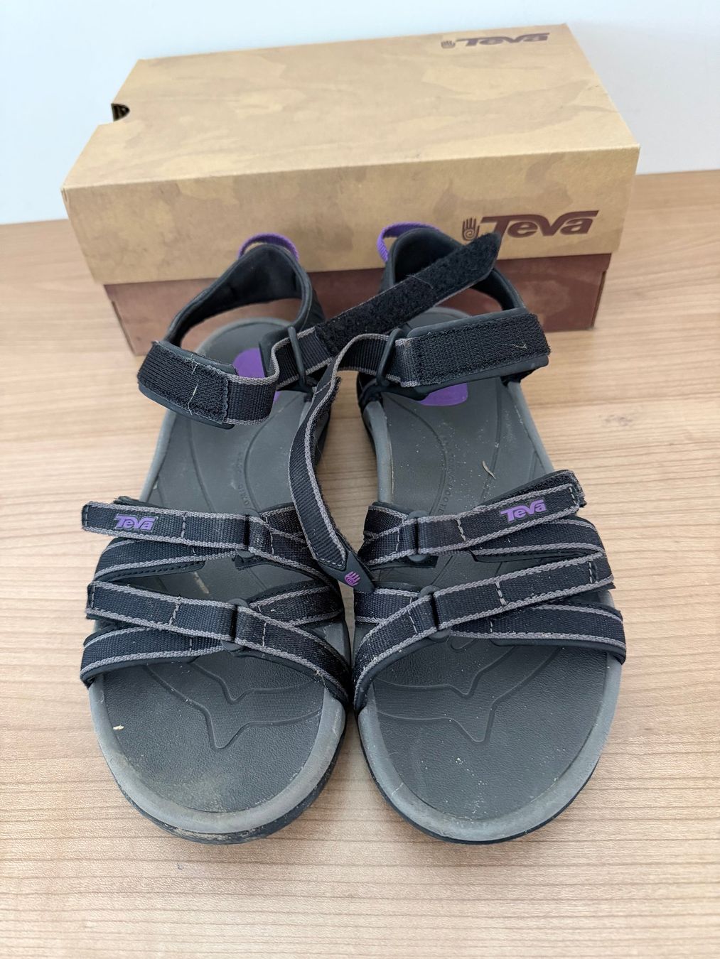 Teva Damenschuhe: Teva Sandalen Gr. 40 – Gebraucht aus Zollikofen von Maria_verena
