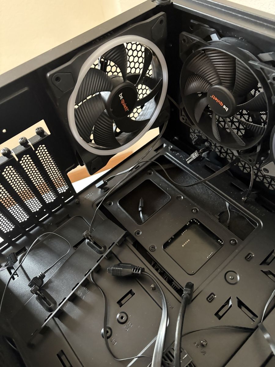 beQuiet! Boîtiers: BeQuiet Case + Fans + PSU – D'occasion à Kriens par afr_f5x5 2
