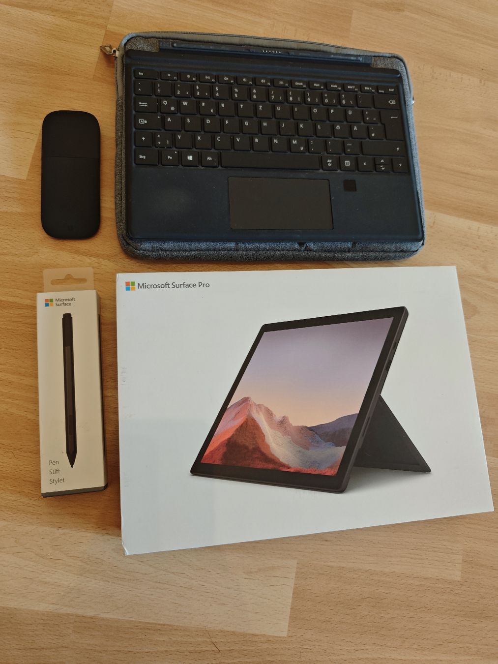 Microsoft Portables: Microsoft surface pro 7 i7 processor 256GB – D'occasion à Dübendorf par RedGreenBlue 5