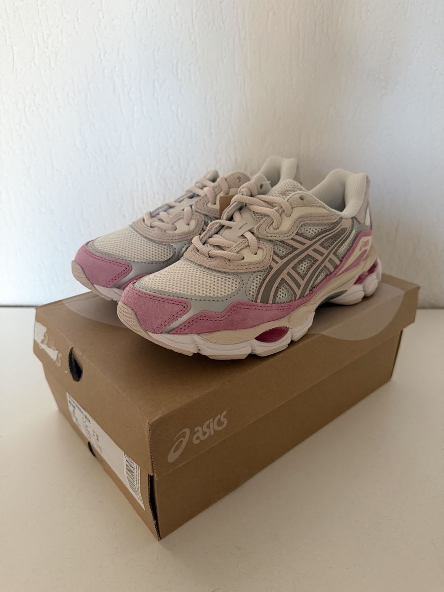 Asics Scarpe da donna: Asics Nyc Mineral Beige  – Nuovo e nell'imballaggio originale da Dübendorf venduto da Sneaker_Seller 1