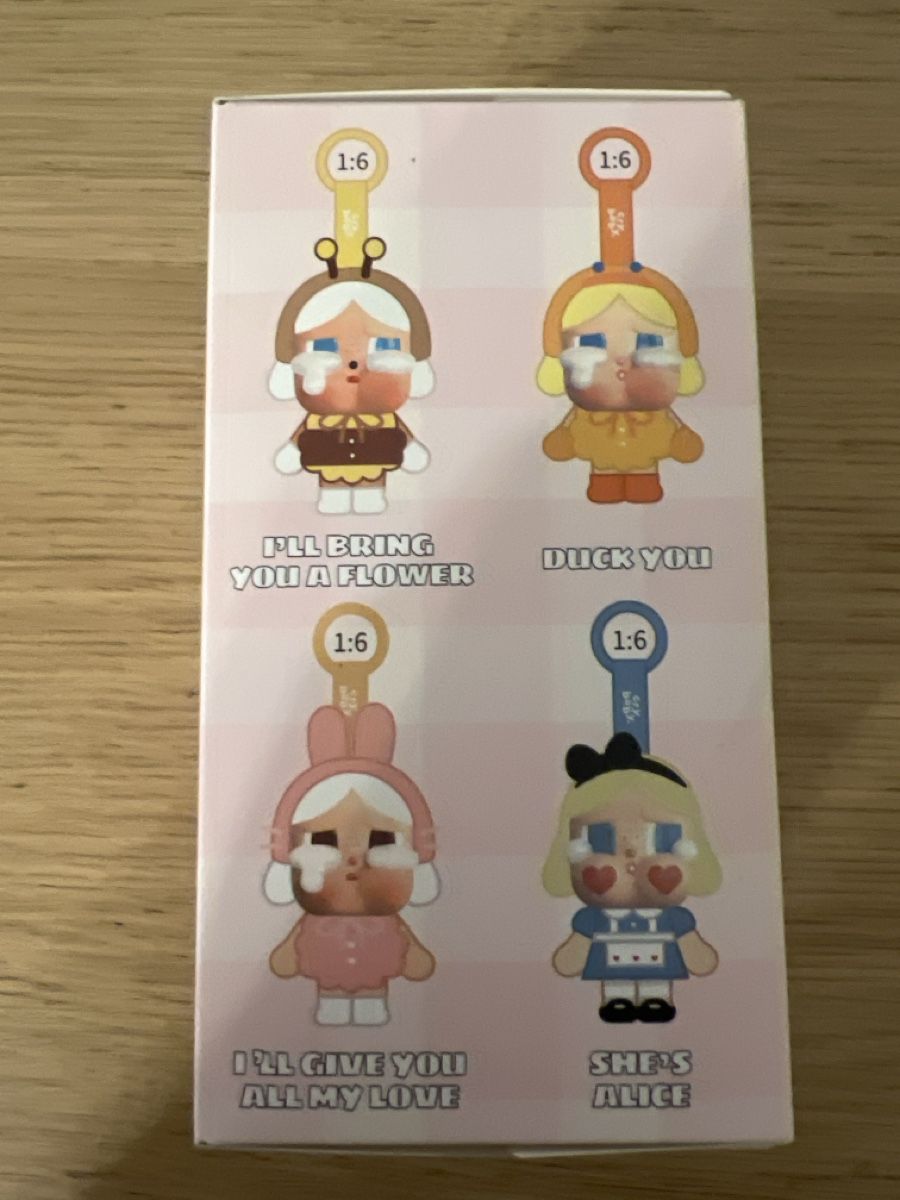 Pop Mart Spielzeuge: Pop Mart Labubu Crybaby crying again – Neu und originalverpackt aus Les Avanchets von mau_8pmm 1
