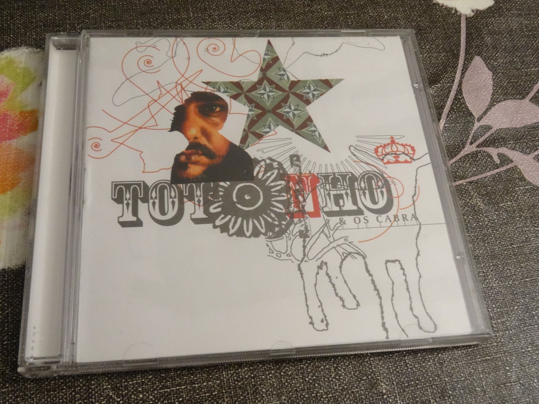 CD: Totonho & Os Cabra - Totonho CD – Usato da Olten venduto da Disc-Ausverkauf