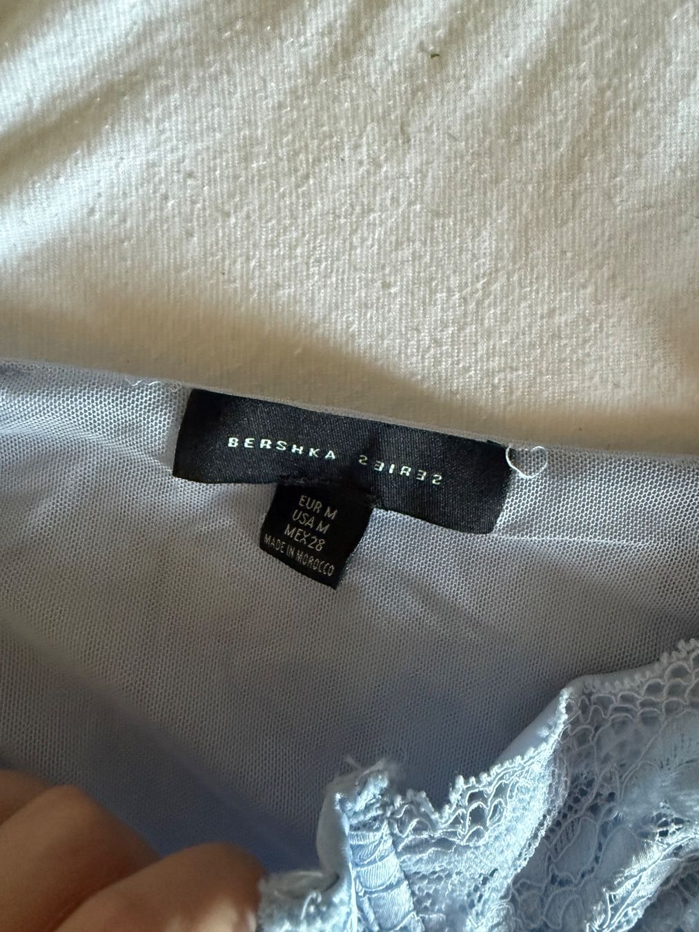 Bershka Top: Corsage hellblau Grösse M mit Spitze neuwertig – Usato da Laupen BE venduto da Alina_aaee 1