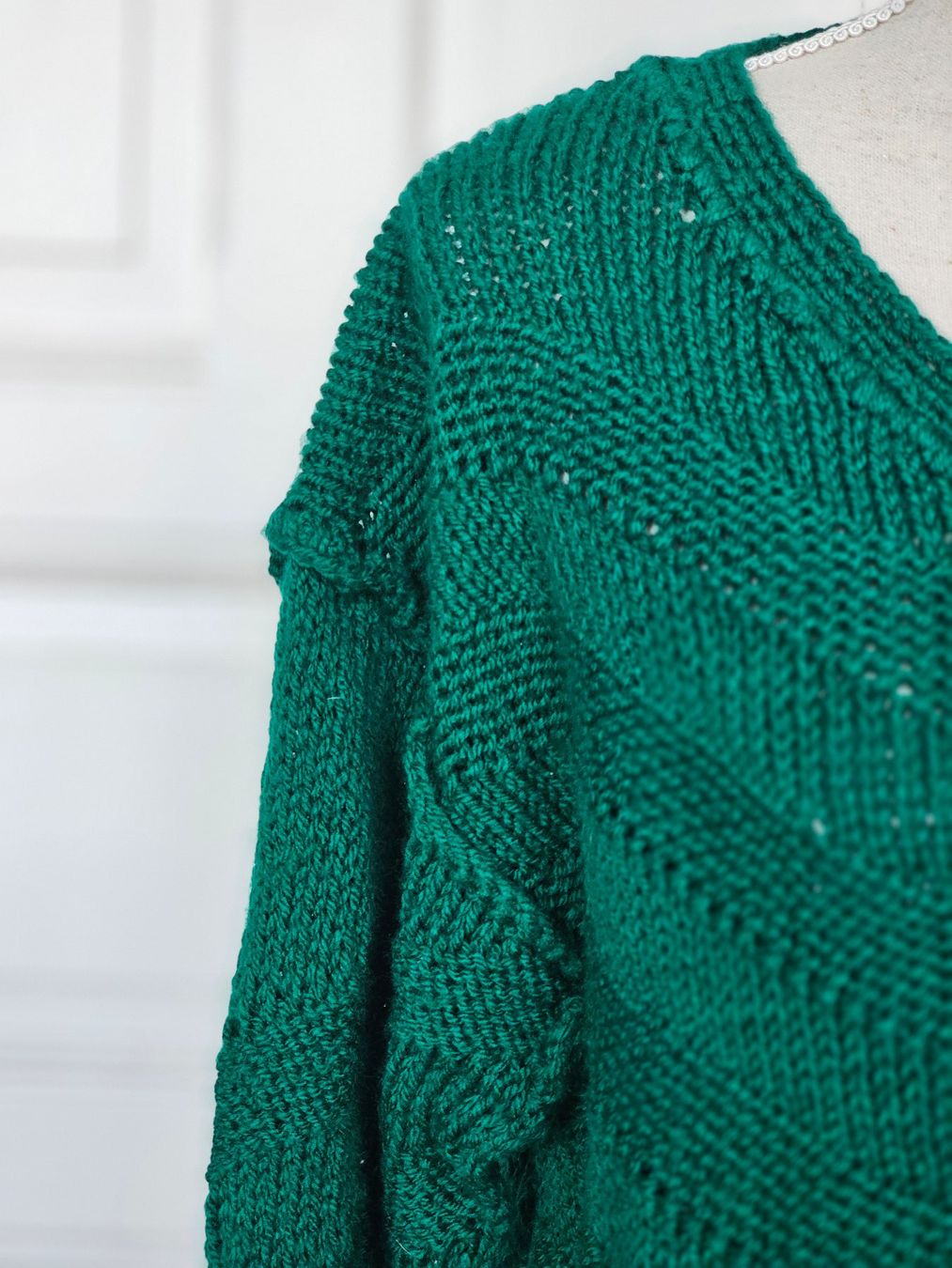Maglioni & Felpe: Strickpulli Smaragdgrün Gr. L – Usato da Ried-Brig venduto da Zzyzx 2
