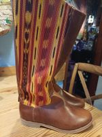 Bottes hautes cuir et tissus étnique taille 38 neuves