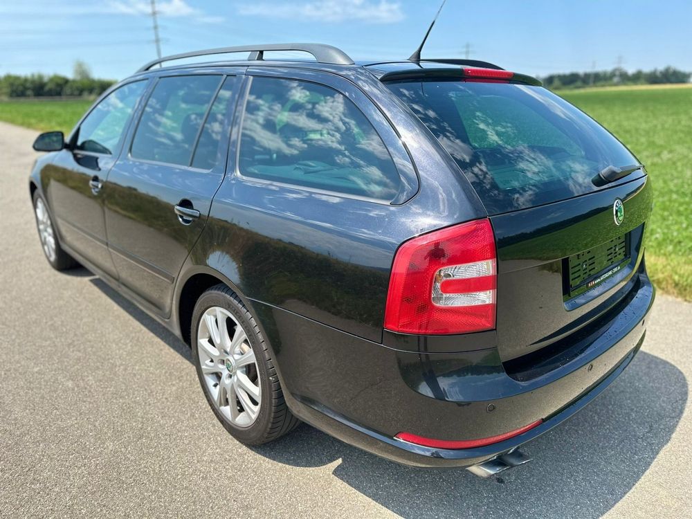 Skoda Automobili: SKODA Octavia 2.0 TFSI RS – Usato da Hünenberg venduto da Auto-Klinik01 5
