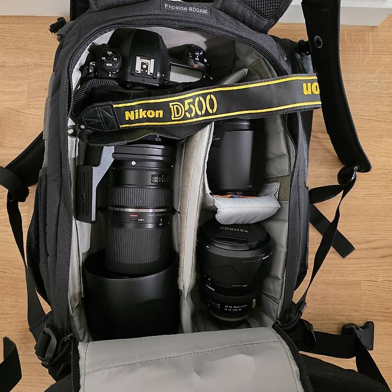 Fotocamera: Set Nikon D500, 3 objectifs, 1 trépied, 3 sacs – Usato da Orbe venduto da Adaline.64