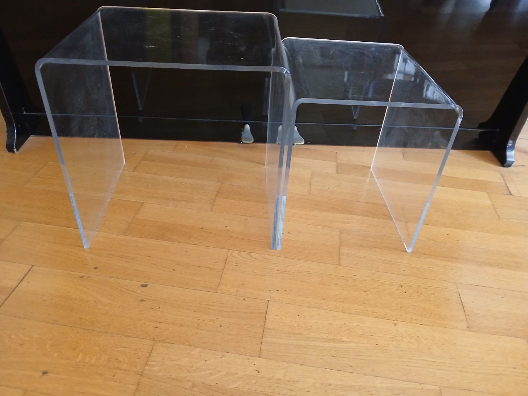 Tavoli: 2 Satztische Acrylglas – Usato da Zumikon venduto da Vollvintage 9