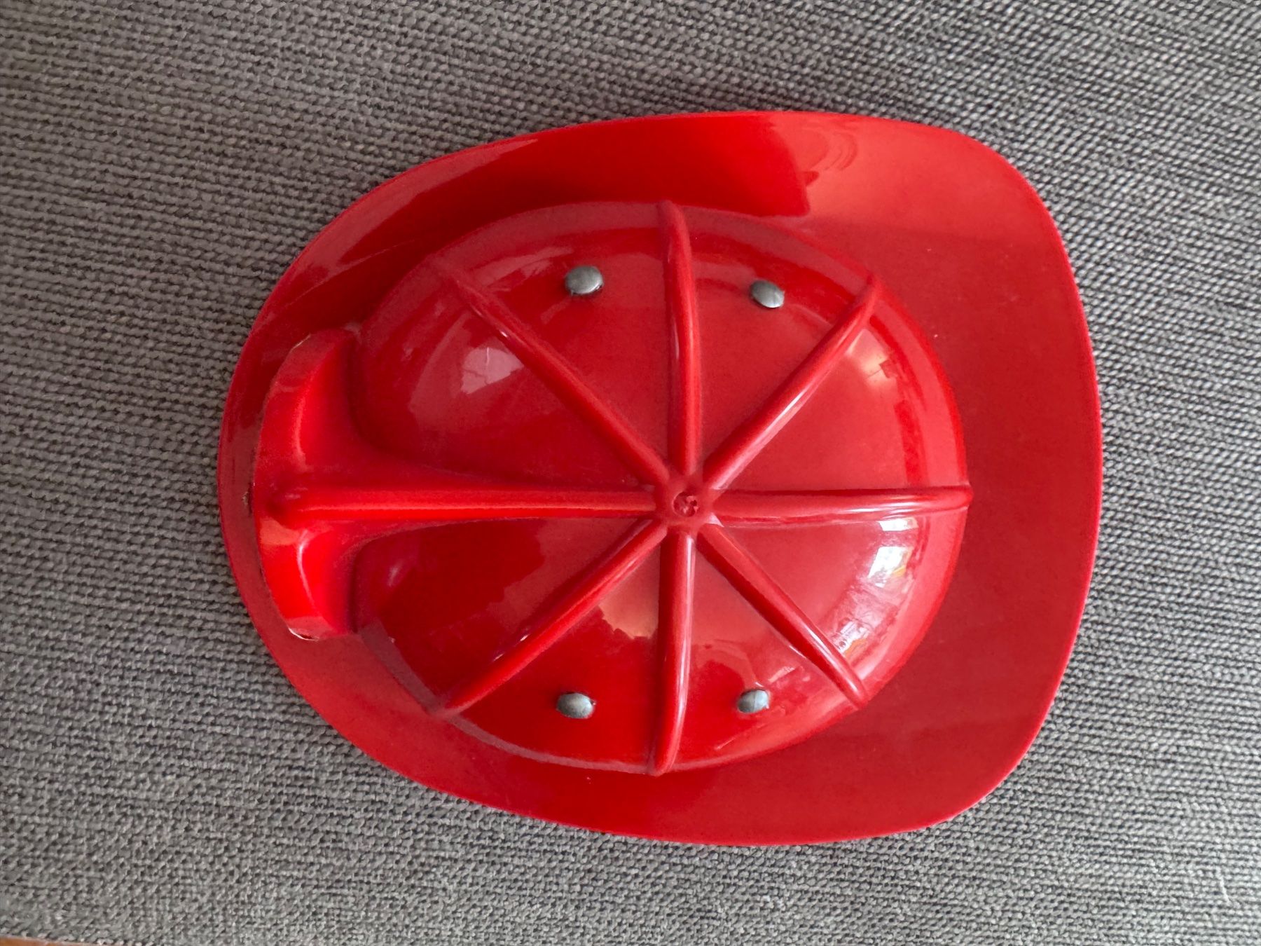 Jouets: Plastik Feuerwehrhelm – D'occasion à Birmensdorf ZH par Apg4 1