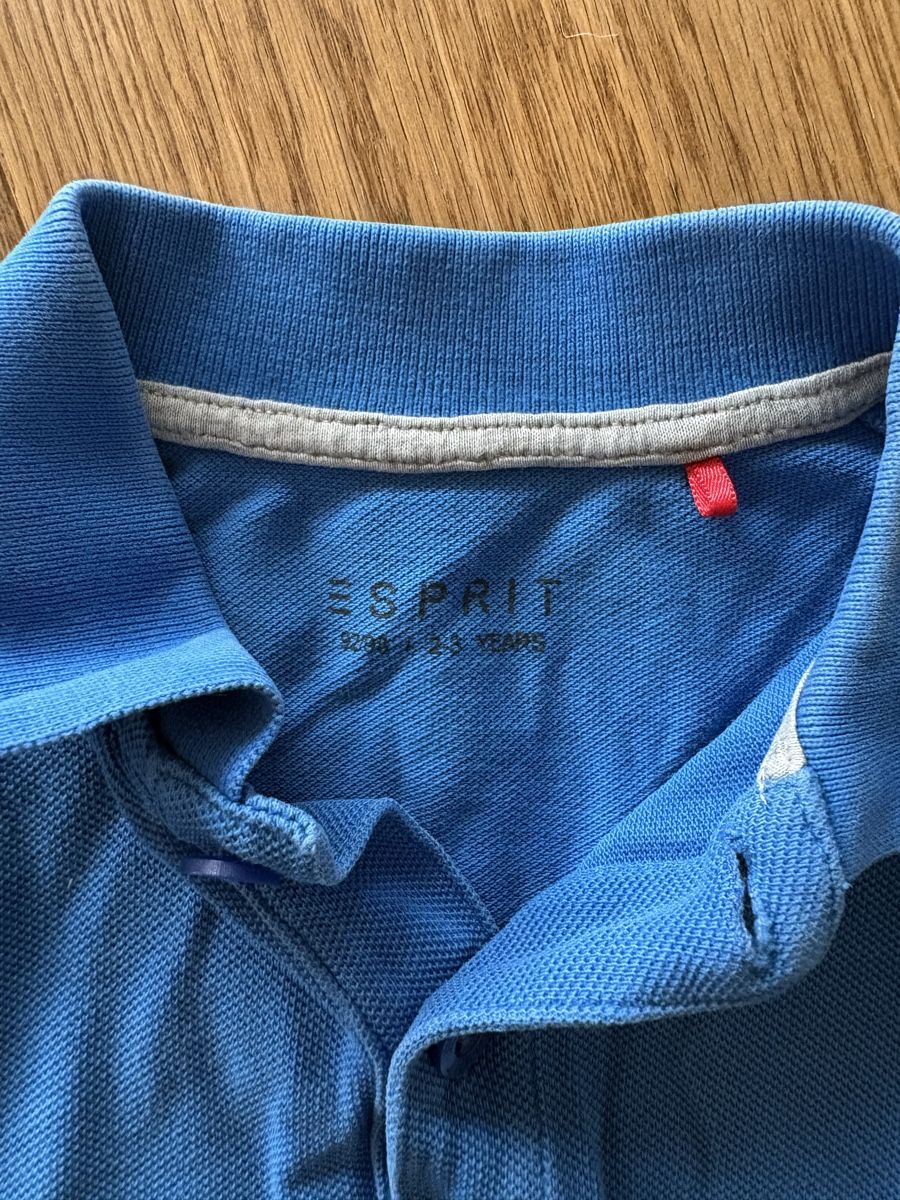 Esprit Hemden, T-Shirts & Polos: Esprit Polo-Shirt, Gr. 92/98, blau – Gebraucht aus Horgen von Rafnaf 3