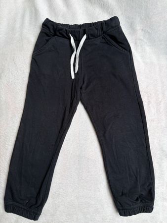 Jogginghose Kids schwarz Grösse 98/104