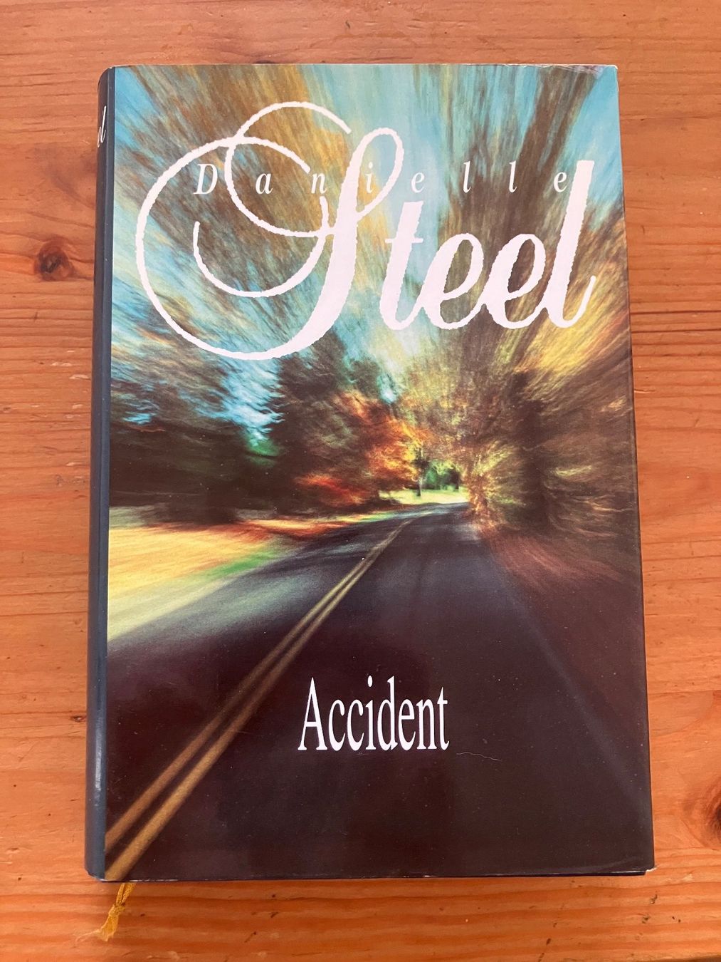 Bücher: Accident (Danielle Steel) – Gebraucht aus Meyrin von Julien333