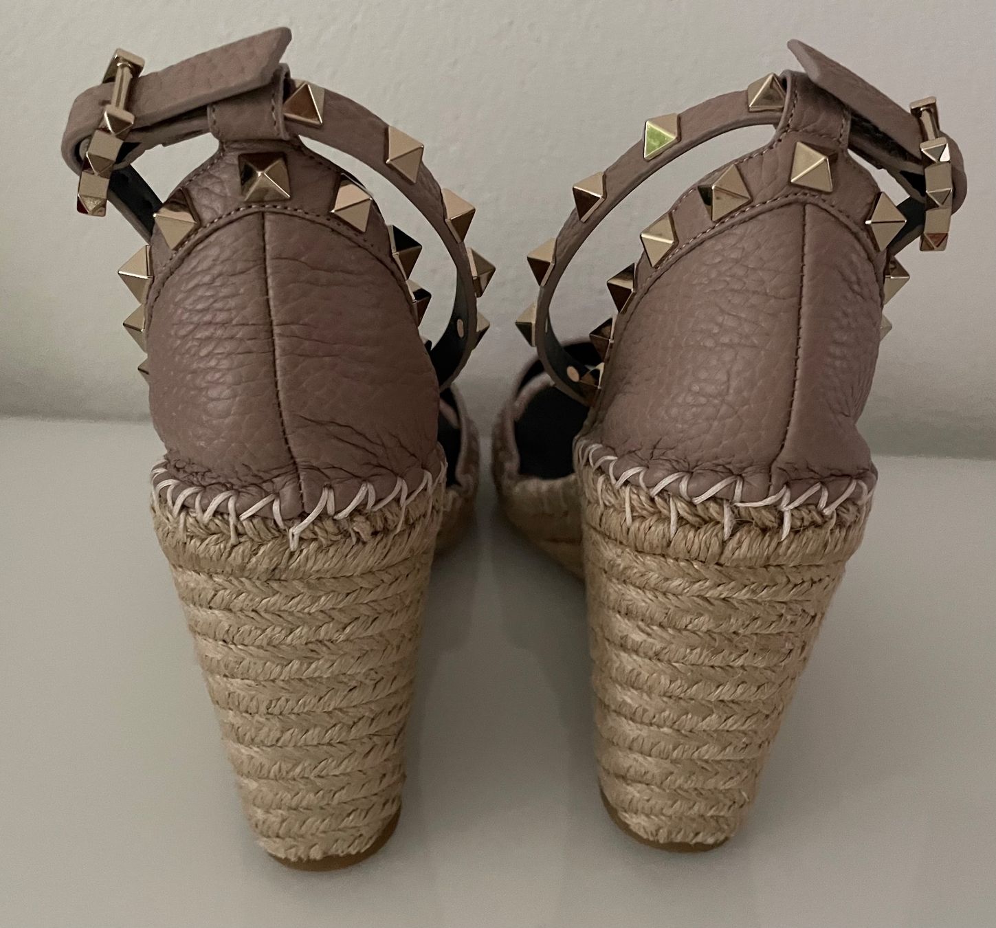 Valentino Scarpe da donna: Valentino Garavani Rockstud Sandalen Gr. 39 – Nuovo (secondo la descrizione) da Benken ZH venduto da Mistery5 3