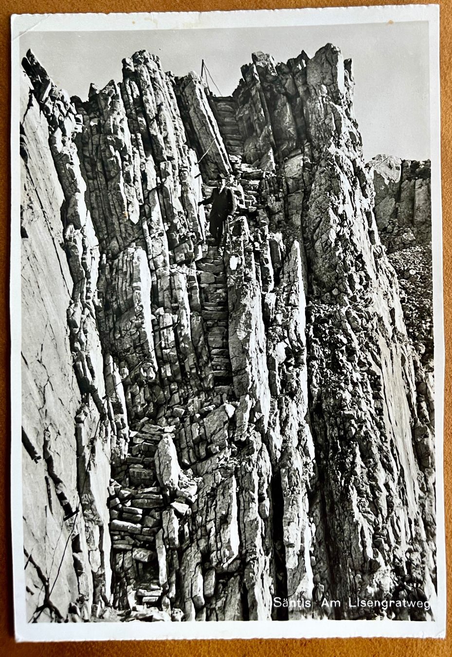 Cartoline postali: SÄNTIS Am Lisengratweg - Berghotel  1948 – Usato da Lutry venduto da Ediego