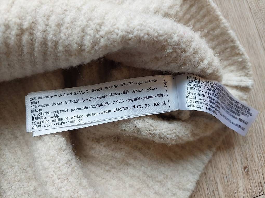 Massimo Dutti Gilets & Westen: Gilet Strickjacke Massimo Dutti 38 M – Gebraucht aus Zürich von Julia0123 2