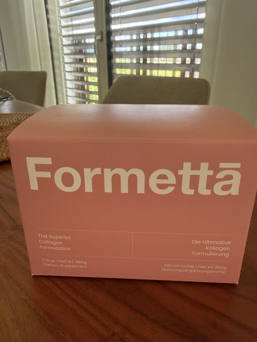 Cibi & Specialità: Formetta Collagen Citrus inkl. Trinkflasche/Schüttelbecher – Nuovo e nell'imballaggio originale da Dietlikon venduto da Moncler2010