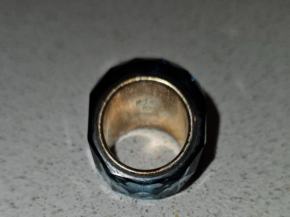 Swarovski Anelli: Dunkelblauer Ring, Grösse S/M, Swarovski💍 – Nuovo (secondo la descrizione) da Sennhof (Winterthur) venduto da HG2019 2