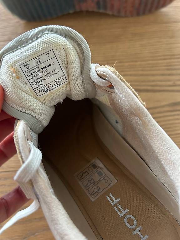 Chaussures femmes: HOFF Sneaker Damen Gr. 38 – D'occasion à Diepoldsau par ste_y6nb 3
